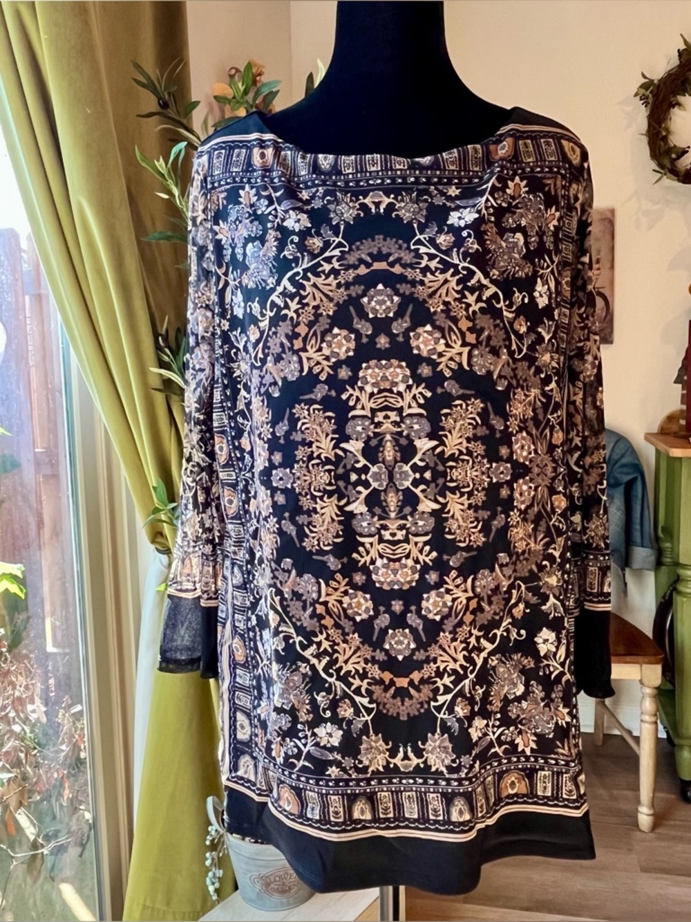 Charter Club Women's Boho Medallion Print Tunic Blouse Black & Gold 0X EUC